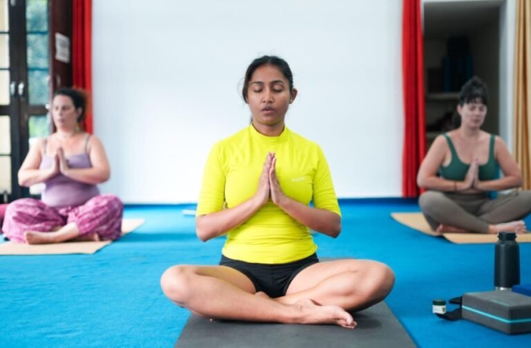 Blending Traditional Yoga Teachings With Modern Science 