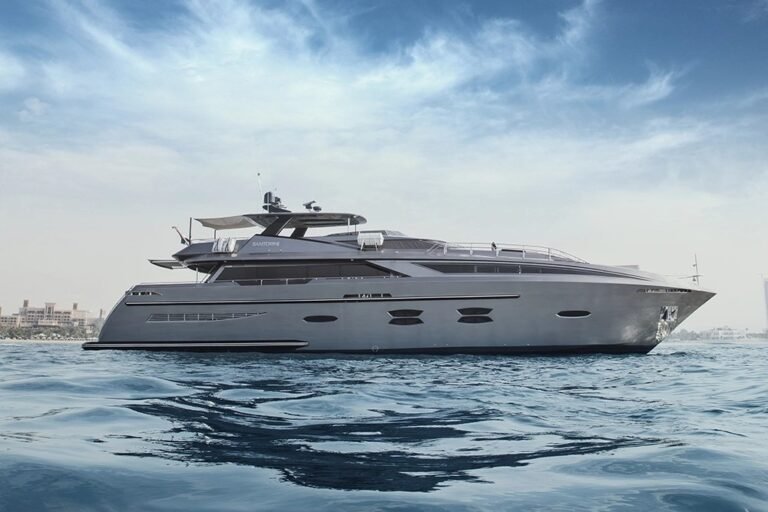 Short Trips or Full-Day Cruises: Choosing the Right Boat Hire