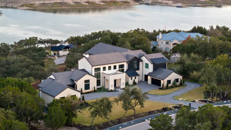 Behind the Scenes of Luxury Home Construction: How Seven Custom Homes Delivers Unmatched Quality and Style