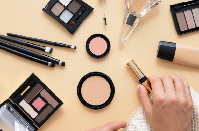 A Complete Guide to Essential Face Makeup Products and Techniques