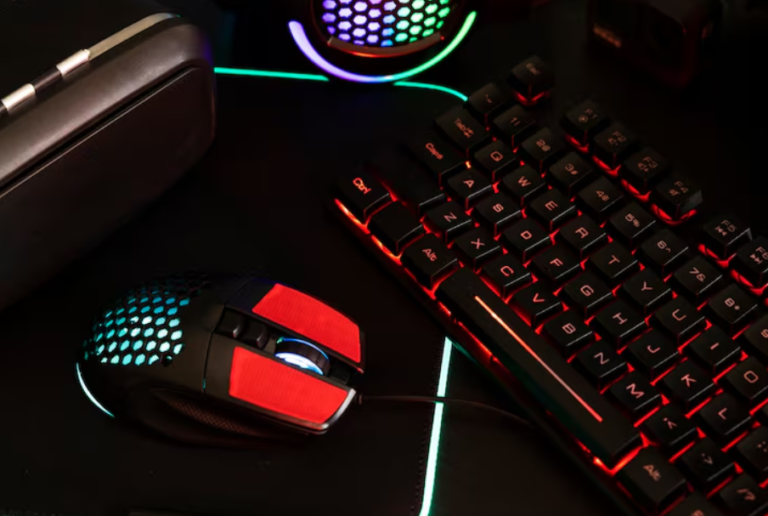 The Lightest Gaming Mouse: How Ultra-Light Design Enhances Speed and Precision