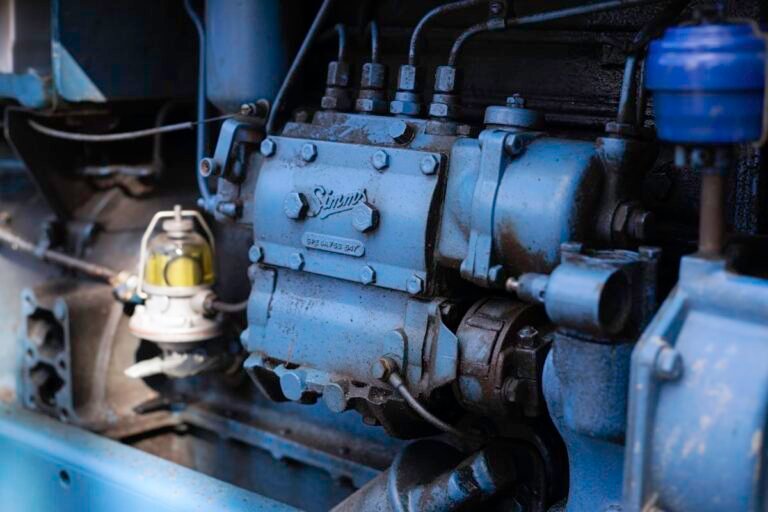 Signs Your Diesel Engine Needs Fuel Injector or Pump Replacement