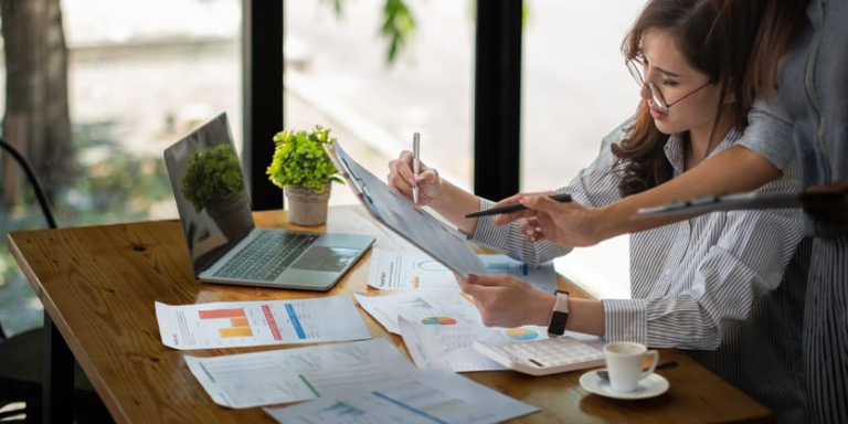 Retirement Planner: Building a Secure and Comfortable Future Through Strategic Financial Planning