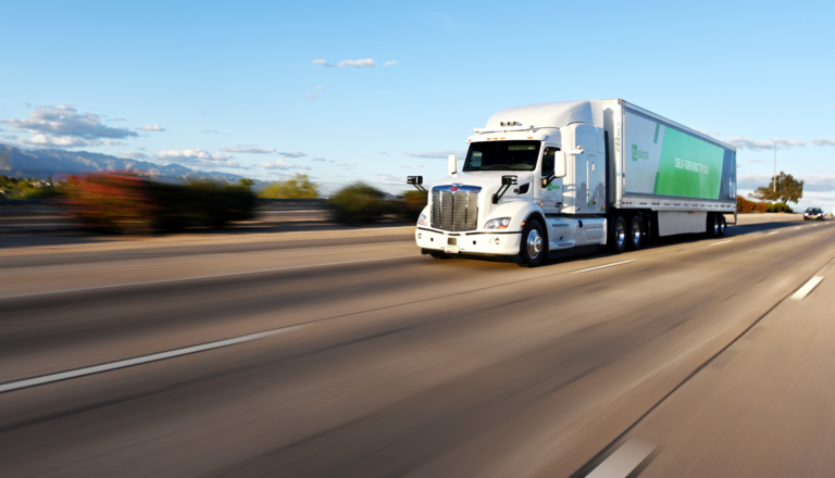 How Fleet Managers Can Optimize Routes Around Reliable Overnight Truck Parking Locations