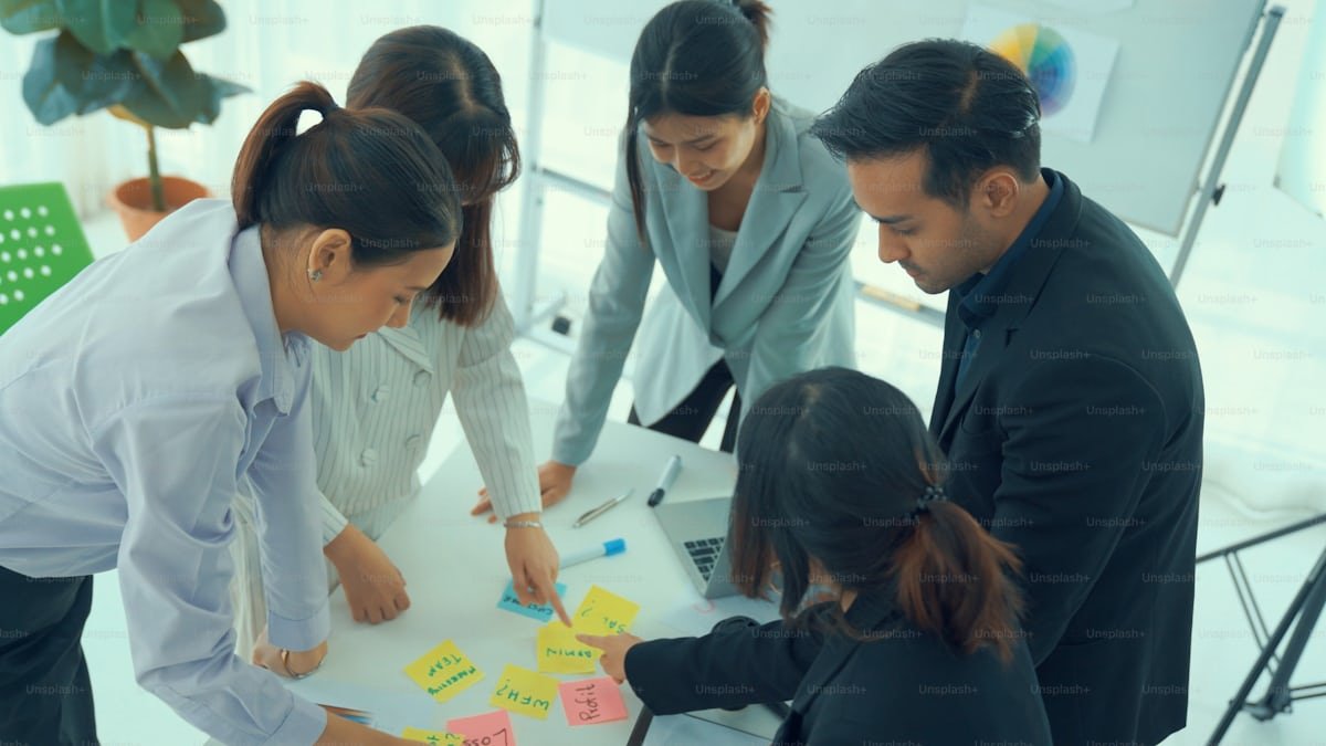 Modern Solutions for Simplifying Human Resource Management